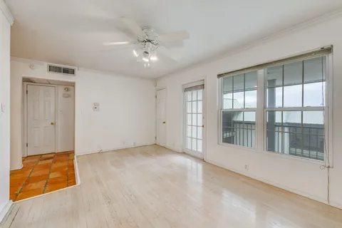 $225,000 | 910 Duncan Lane, Unit 50, Austin, TX 78705