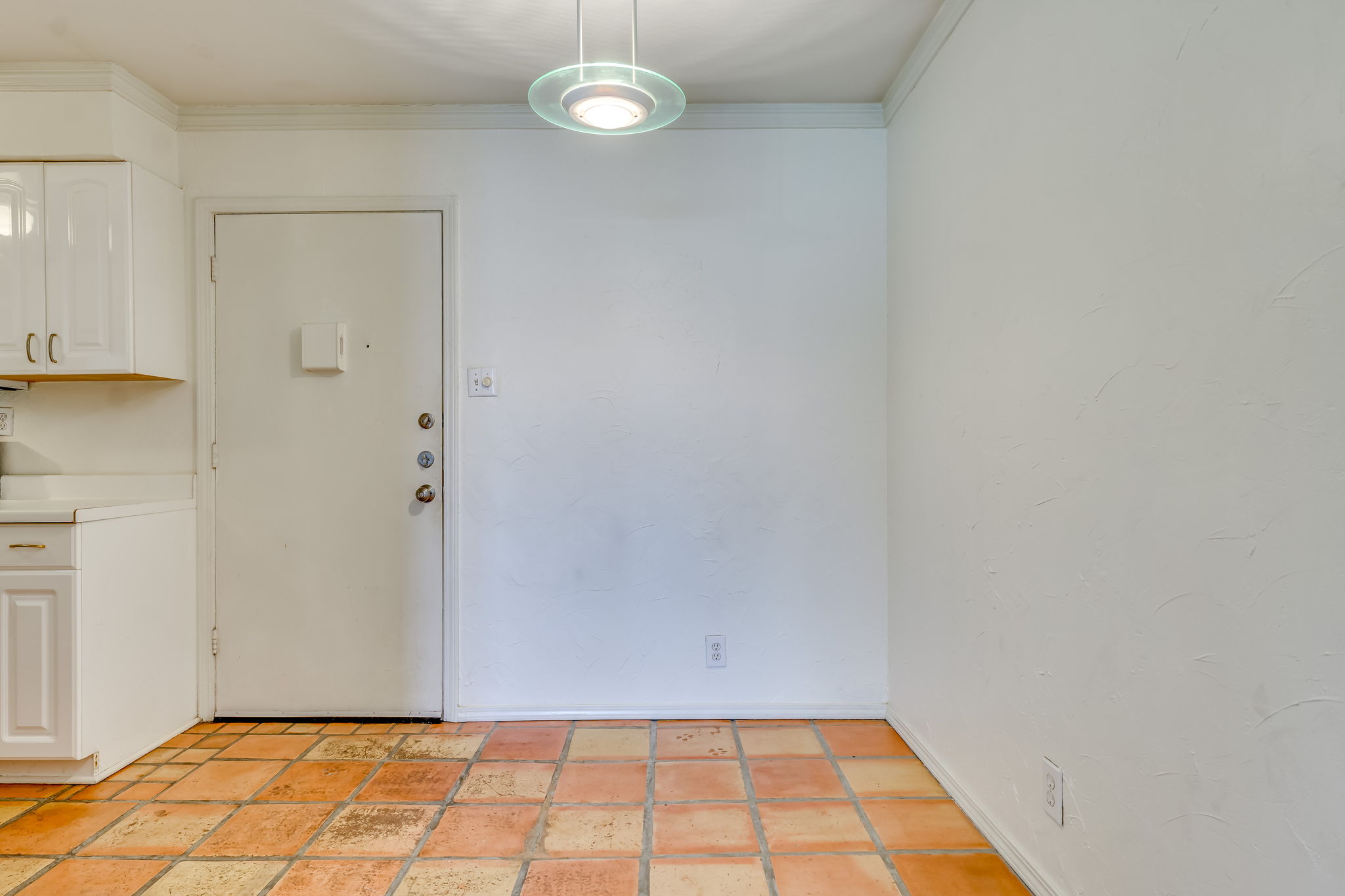 910 Duncan Lane, Unit 50 Austin, TX 78705 - Photo 7 of 33