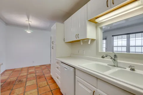 $225,000 | 910 Duncan Lane, Unit 50, Austin, TX 78705