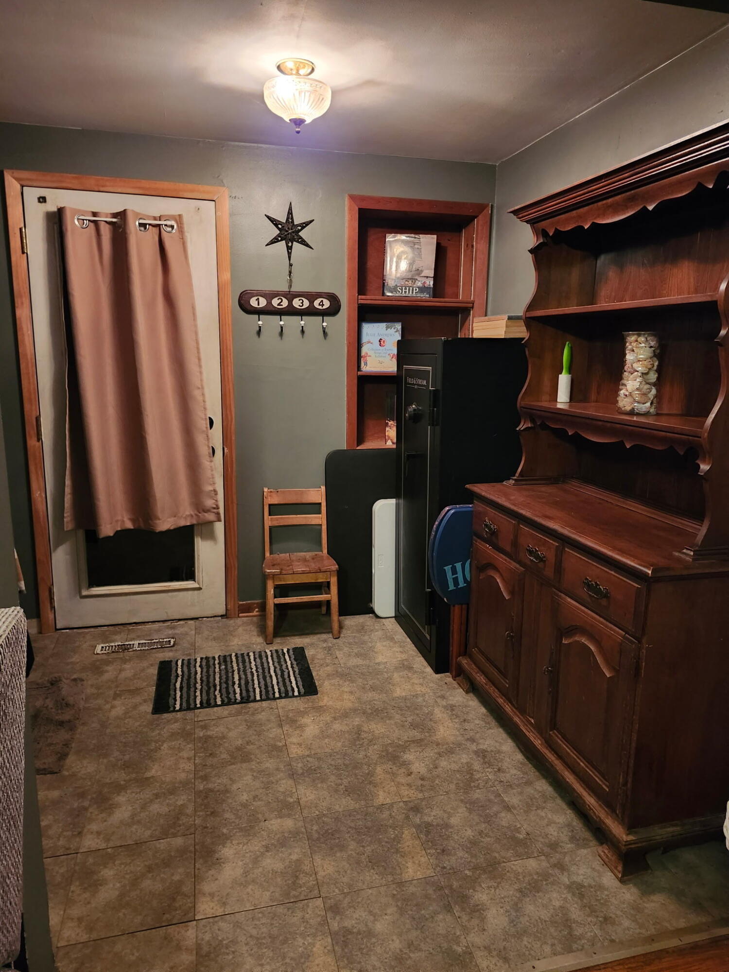 329 Stinson Road Memphis, MI 48041 - Photo 13 of 32 4319607464119109943