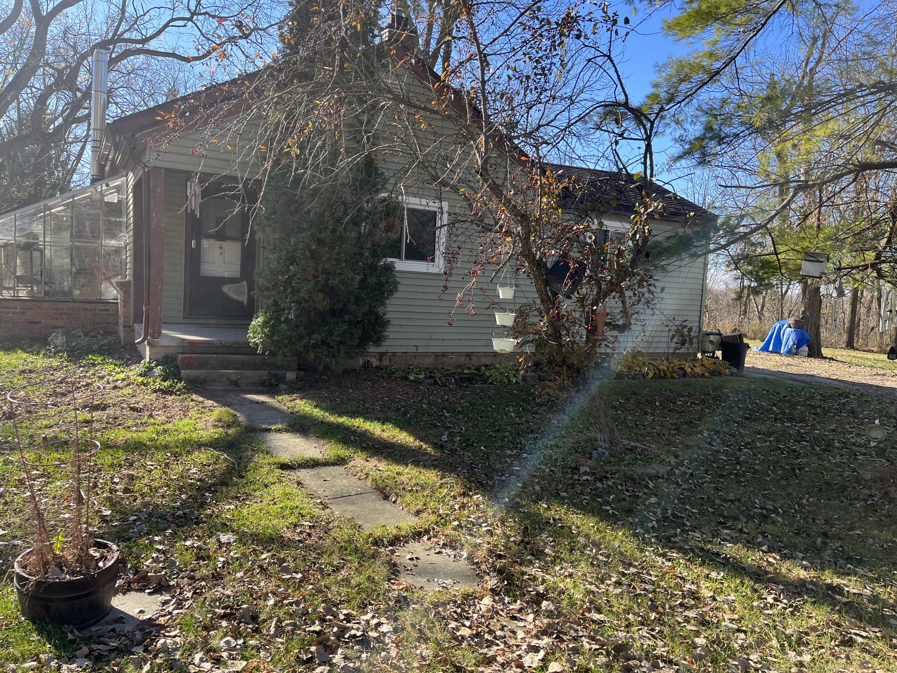 329 Stinson Road Memphis, MI 48041 - Photo 6 of 32 image2 (7)