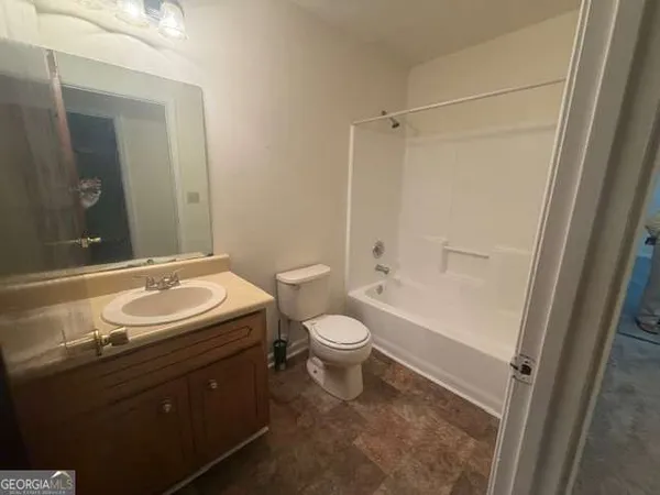 $1,350 | 10312 Canyon Trail, Jonesboro, GA 30238