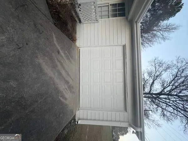 $1,350 | 10312 Canyon Trail, Jonesboro, GA 30238