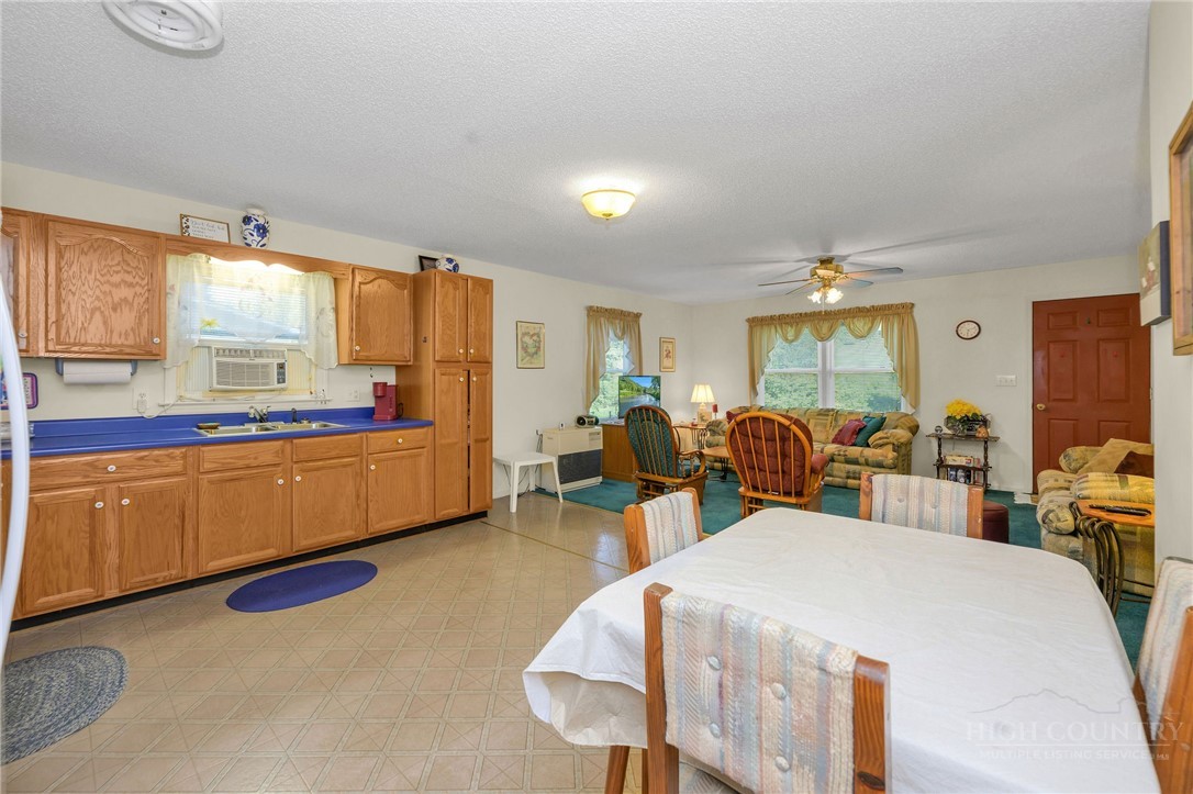 409 Ellis Road West Jefferson, NC 28694 - Photo 38 of 48