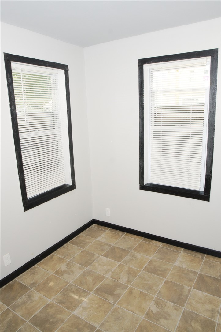 463 Remington Street Rochester, NY 14621 - Photo 9 of 19 Gallery Image 9