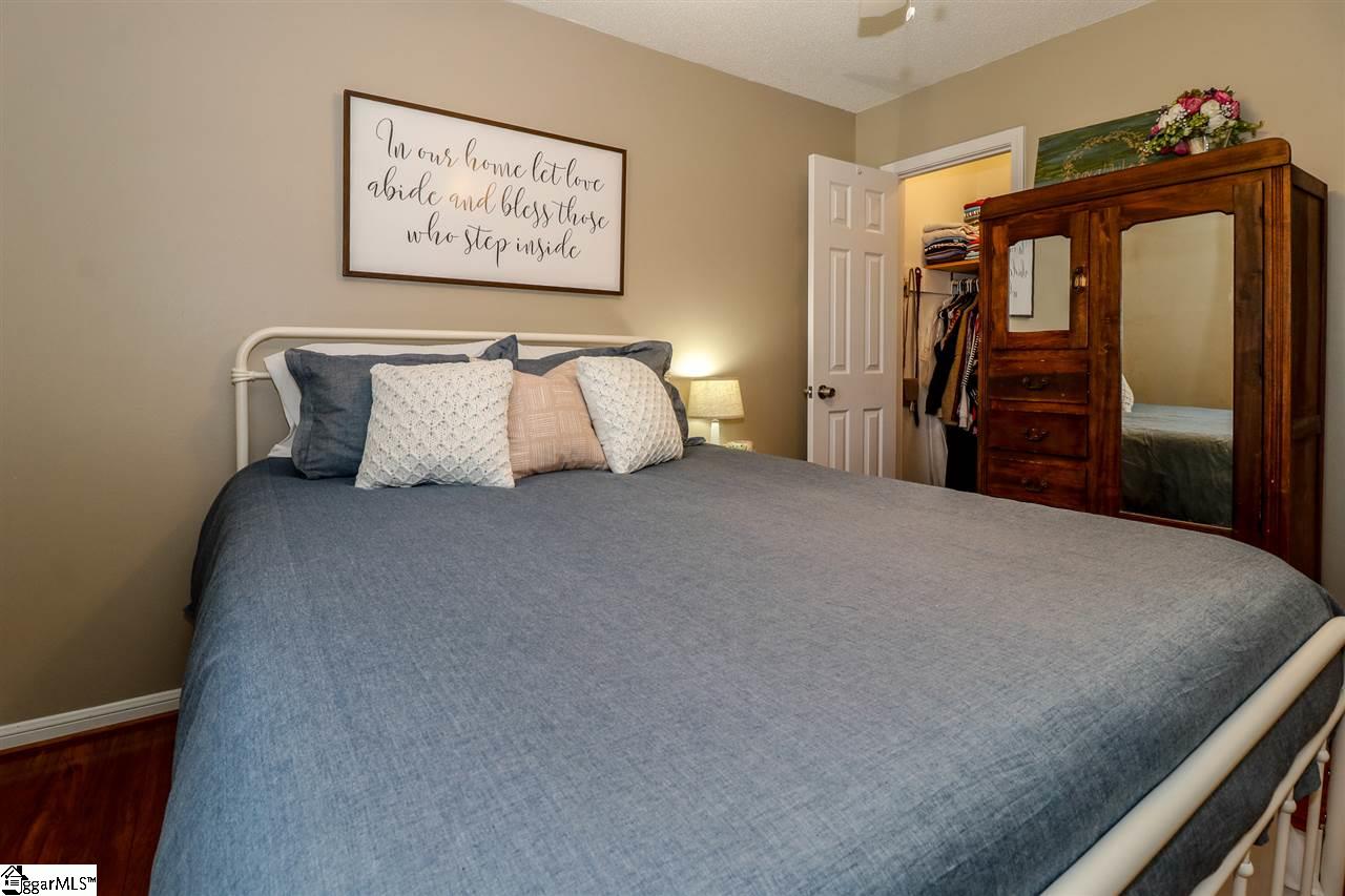 304 Jamestown Road Easley, SC 29640 - Photo 22 of 36