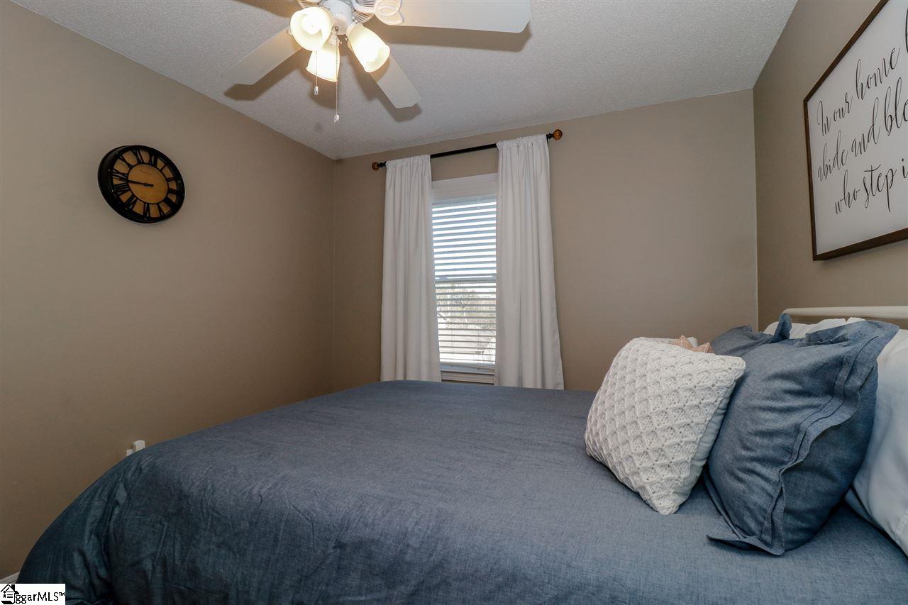 304 Jamestown Road Easley, SC 29640 - Photo 23 of 36