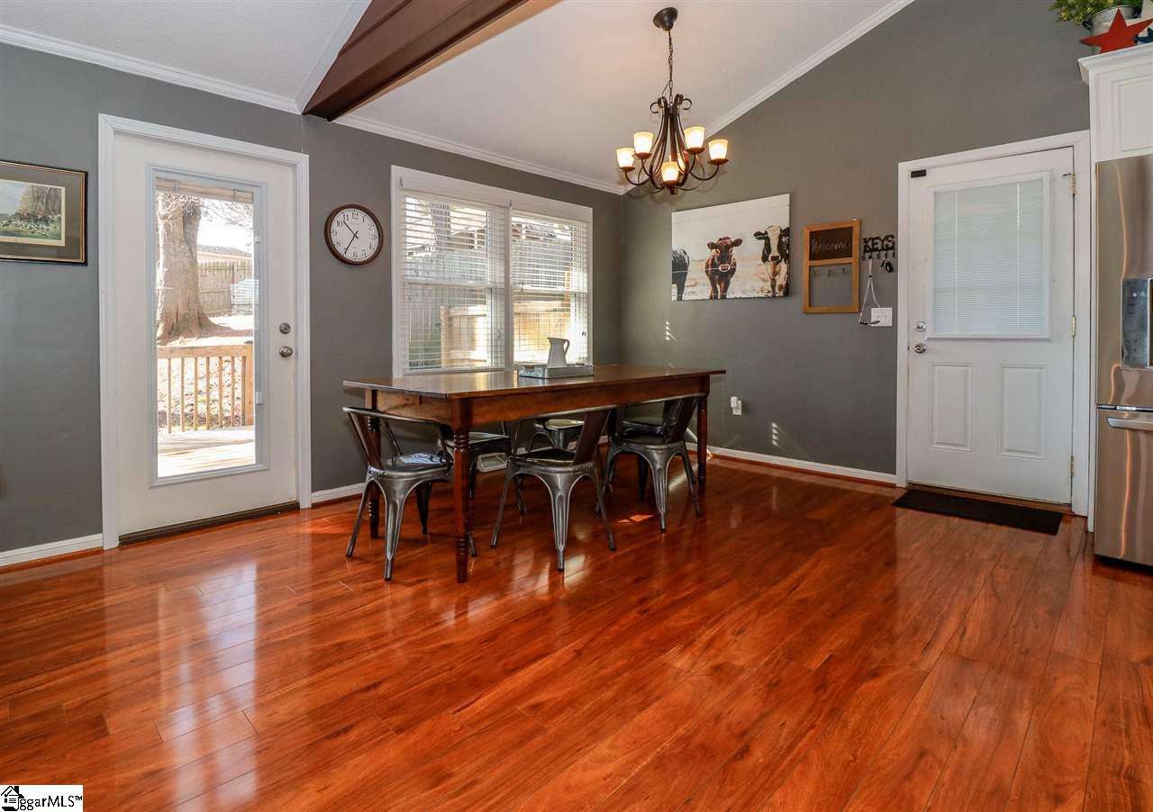 304 Jamestown Road Easley, SC 29640 - Photo 9 of 36