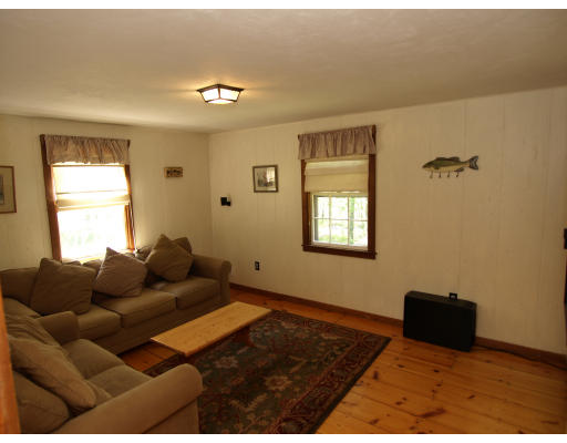 18 Burnham Road Bolton, MA 01740 - Photo 9 of 19