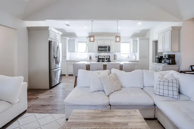 $259,900 | 7913 Avenue J, Lubbock, TX 79423