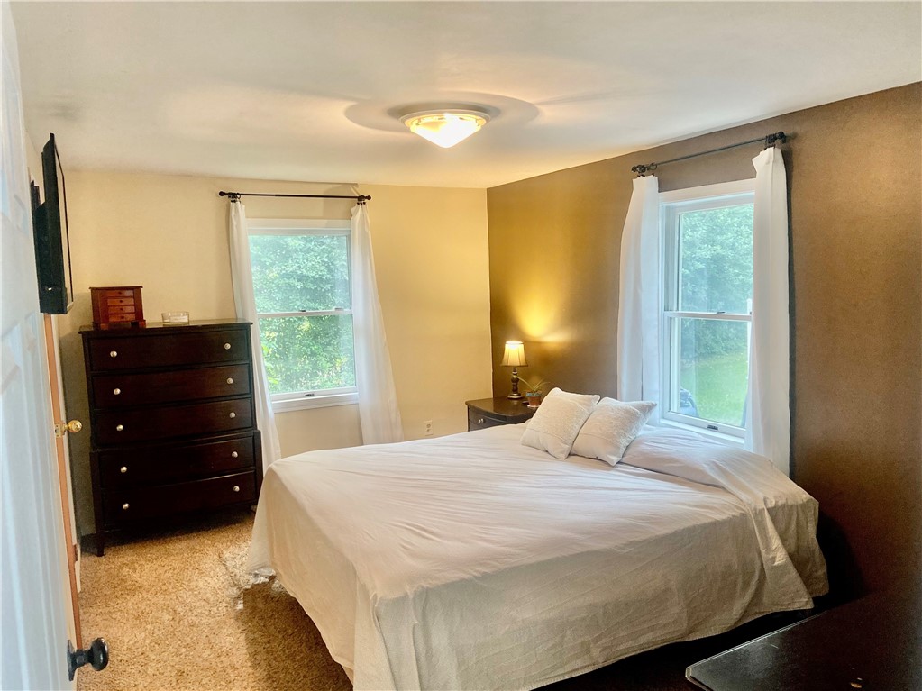 195 Wildbriar Road Henrietta, NY 14623 - Photo 18 of 31