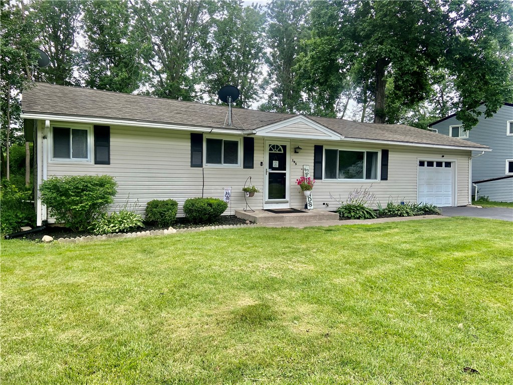 195 Wildbriar Road Henrietta, NY 14623 - Photo 3 of 31