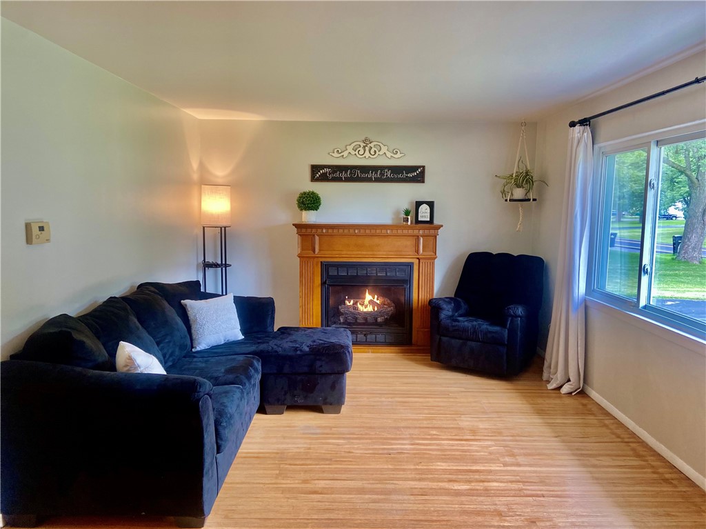 195 Wildbriar Road Henrietta, NY 14623 - Photo 6 of 31