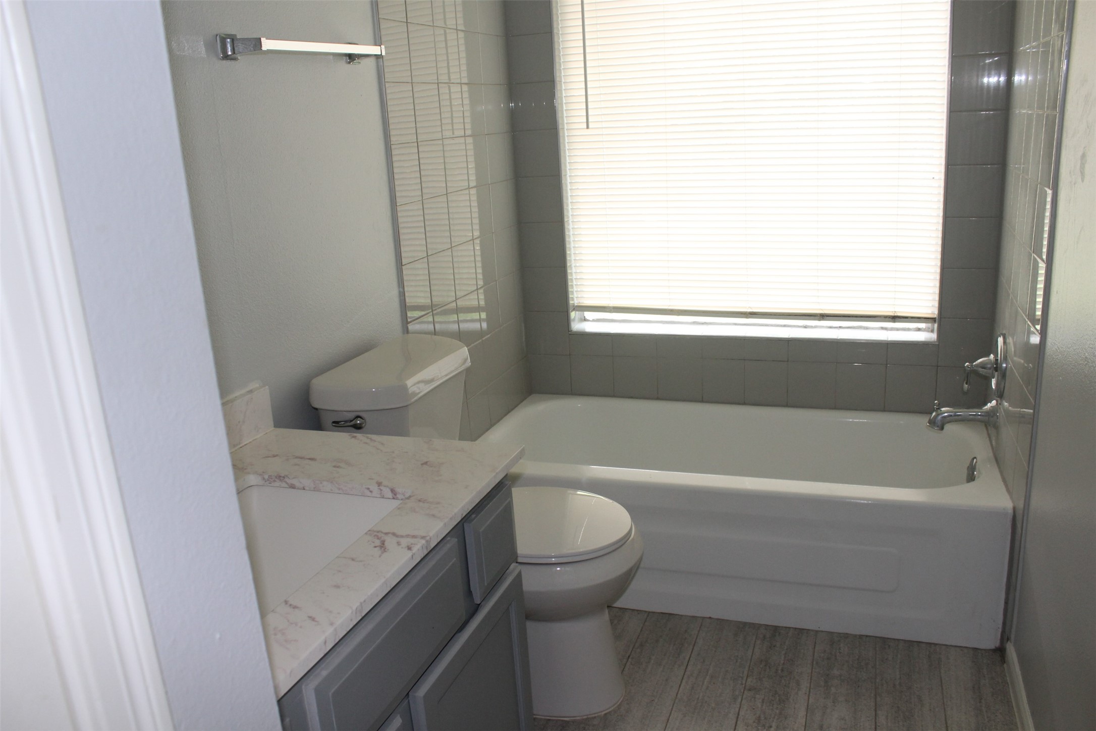 22722 Carter Gate Drive Spring, TX 77373 - Photo 11 of 15 Gallery Image 11