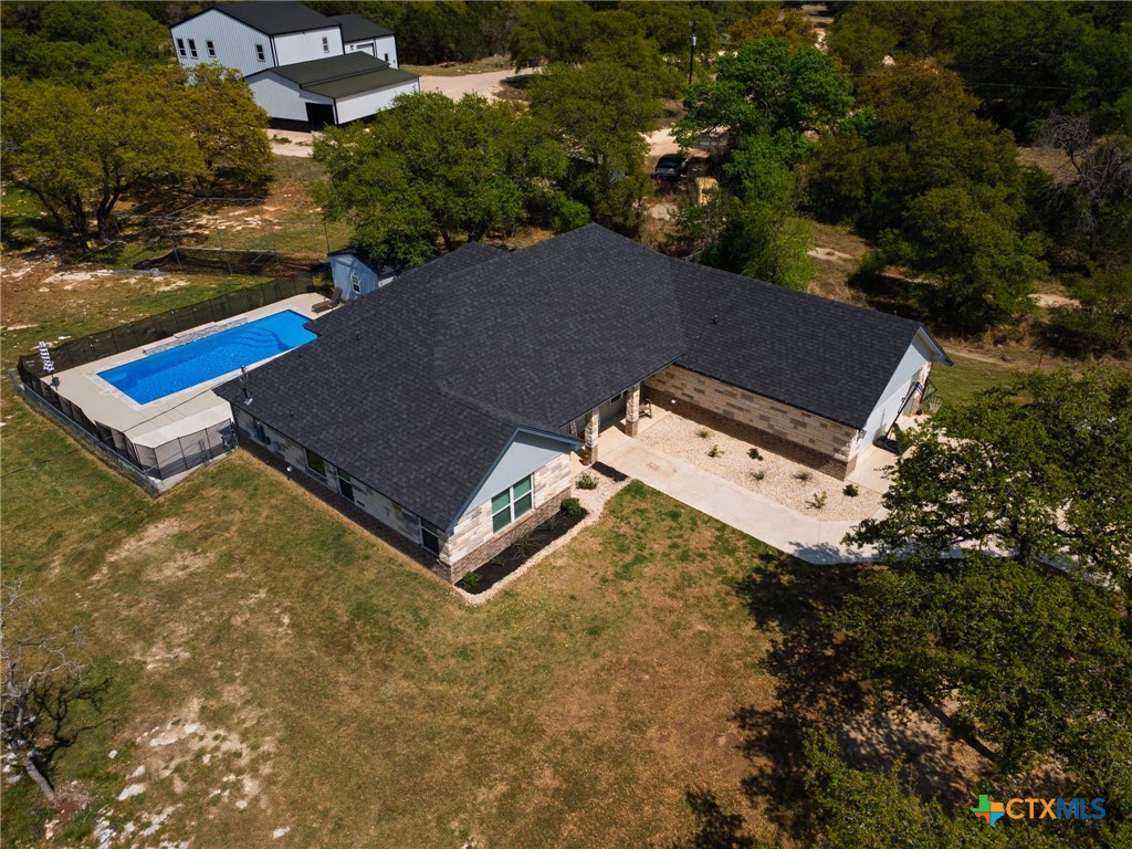 14544 Kuykendall Mountain Road Temple, TX 76502 - Photo 2 of 44