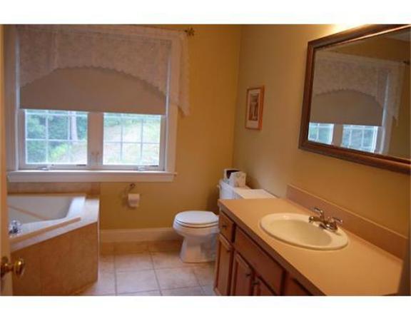 107 Snow Road West Brookfield, MA 01585 - Photo 8 of 18 Gallery Image 8