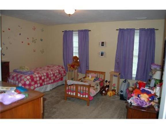 107 Snow Road West Brookfield, MA 01585 - Photo 10 of 18 Gallery Image 10