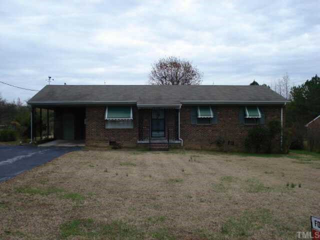 408 Sunnyview Road Henderson, NC 27536 - Photo 1 of 9 Exterior Front