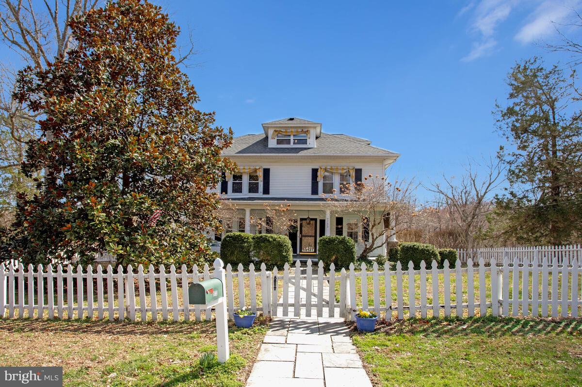 9733 Old Solomons Island Road Owings, MD 20736 - Photo 2 of 58