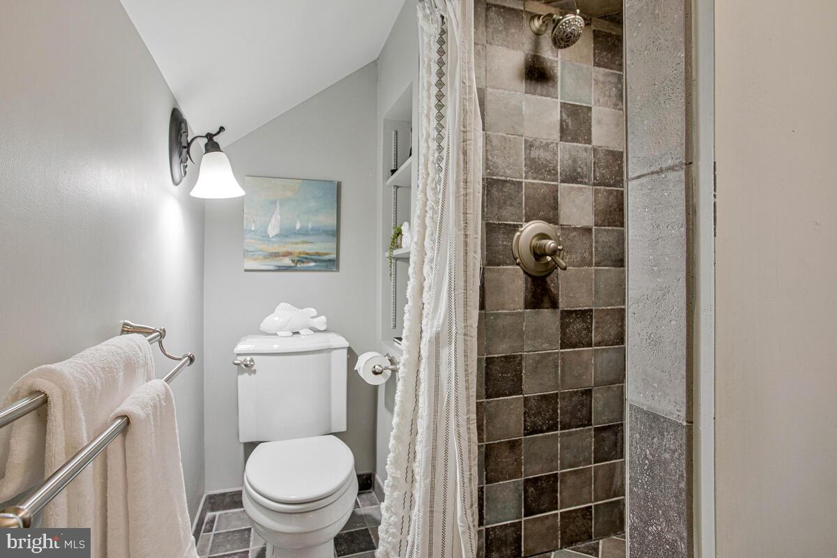 9733 Old Solomons Island Road Owings, MD 20736 - Photo 32 of 58