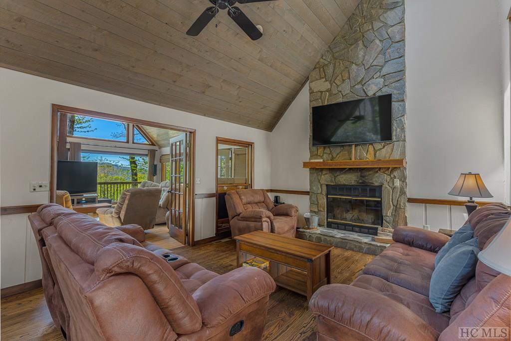 118 Eagle Ridge Road Sapphire, NC 28774 - Photo 31 of 44 Gallery Image 31