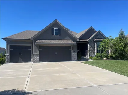 $965,000 | 3030 West 157th Court, Overland Park, KS 66224