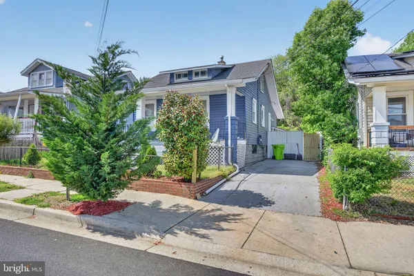 $465,000 | 4004 Lawrence Street, Brentwood, MD 20722