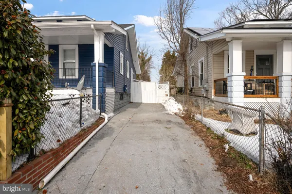 $465,000 | 4004 Lawrence Street, Brentwood, MD 20722