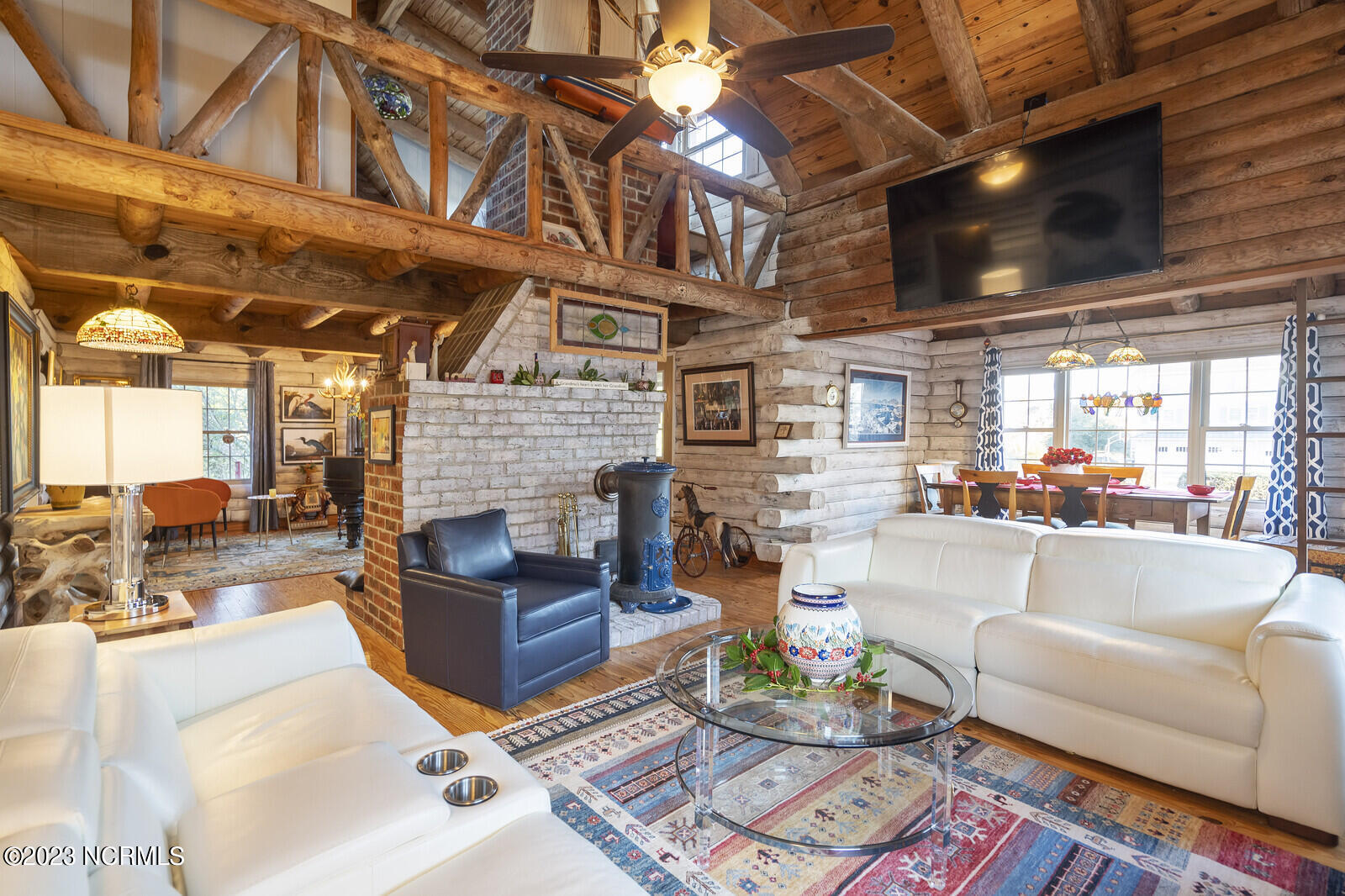 105 Inlet Court Hampstead, NC 28443 - Photo 12 of 95 Cozy wood beams