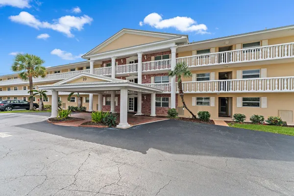 $519,000 | 20 Celestial Way, Unit 215, Juno Beach, FL 33408