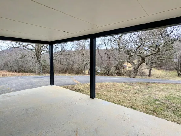 $237,400 | 8203 Floyd Pike, Dugspur, VA 24325