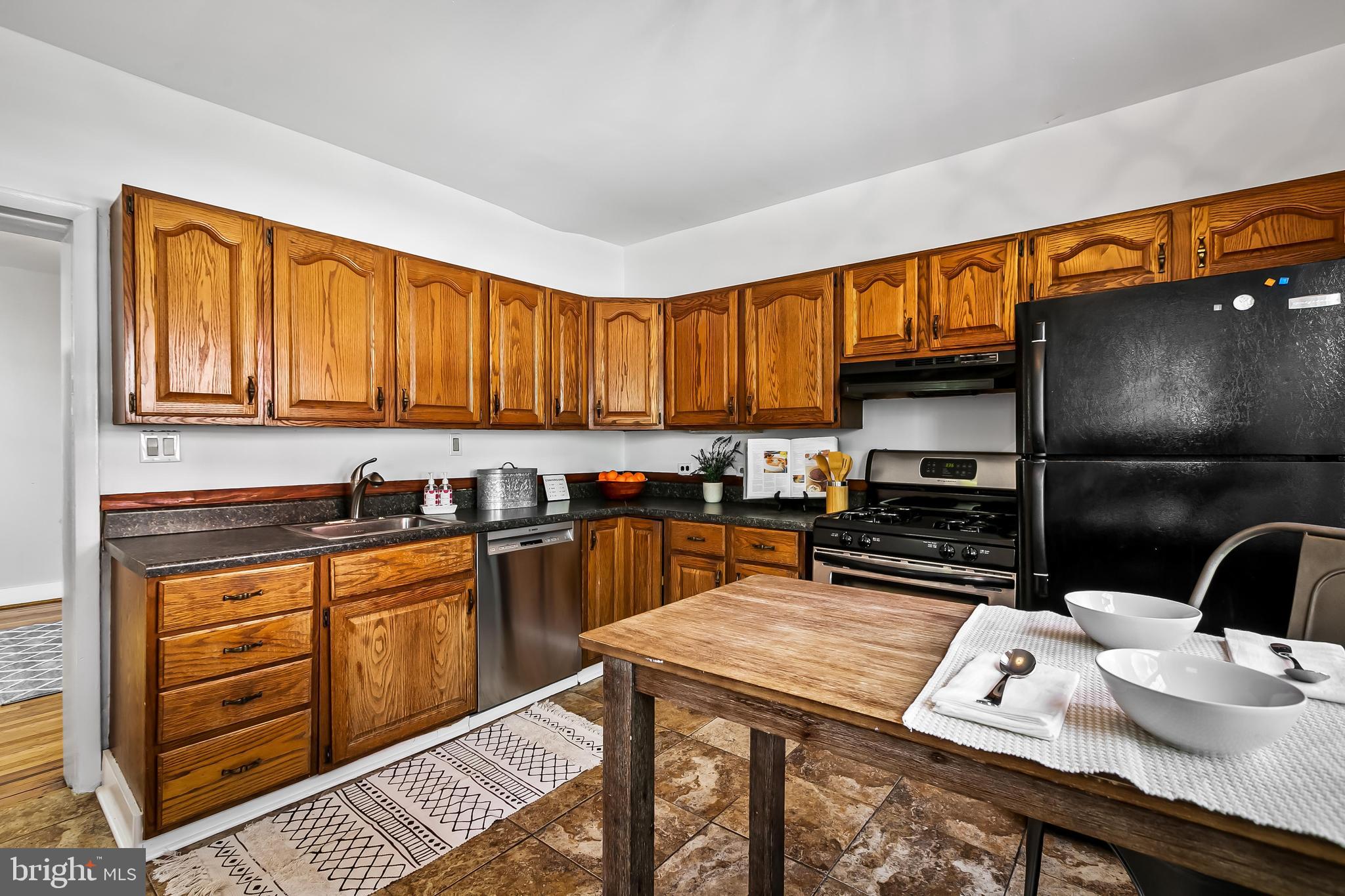 3701 Roland Avenue Baltimore, MD 21211 - Photo 17 of 32 Gallery Image 17