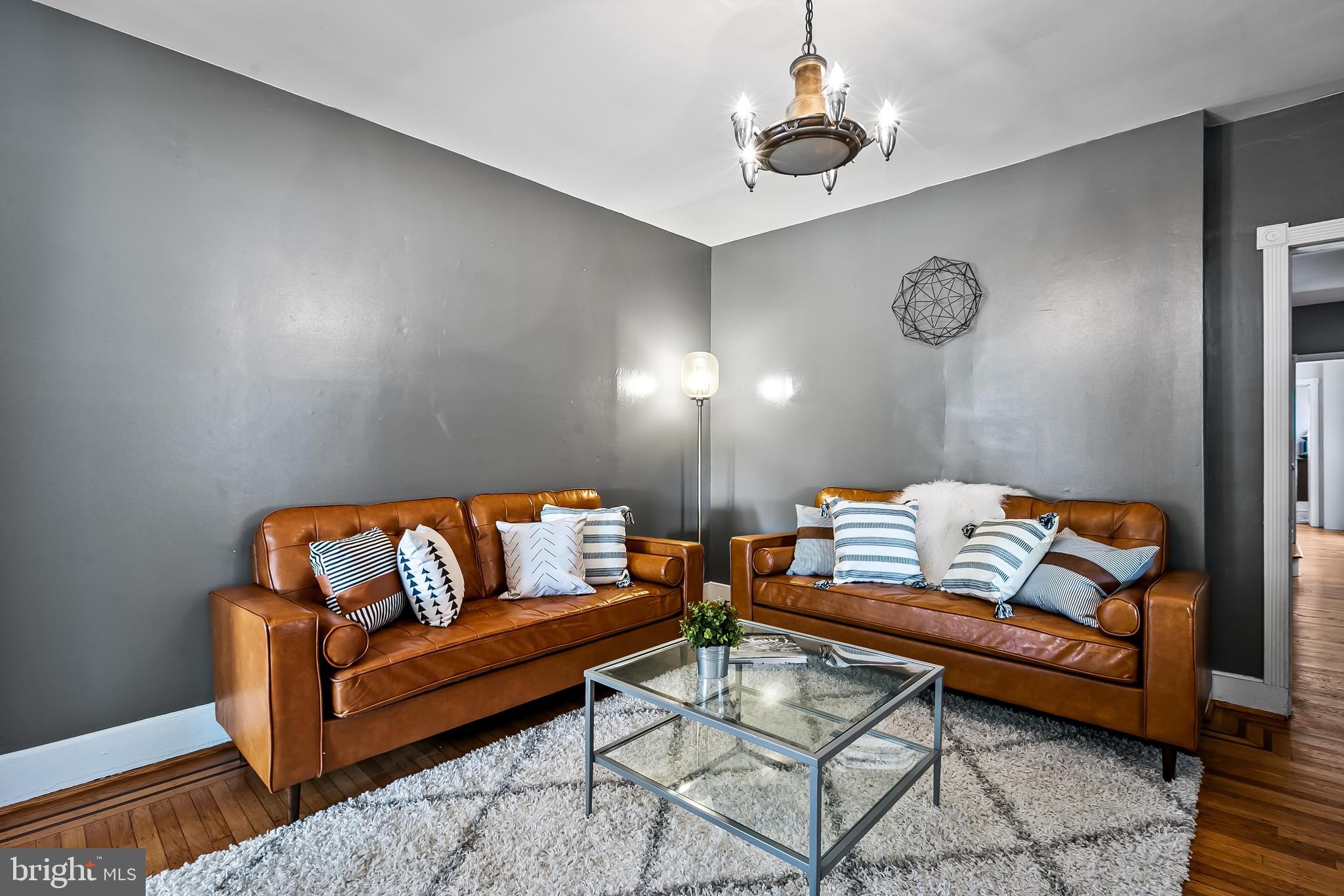 3701 Roland Avenue Baltimore, MD 21211 - Photo 8 of 32 Gallery Image 8