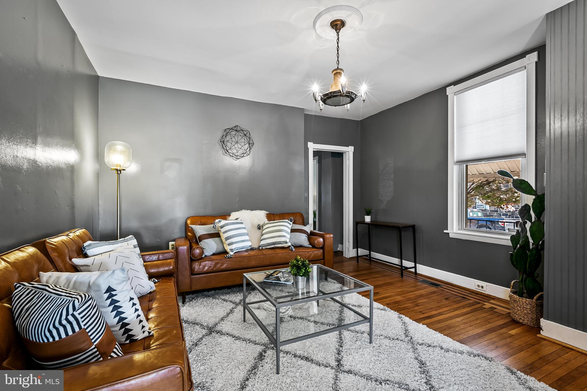 3701 Roland Avenue Baltimore, MD 21211 - Photo 9 of 32 Gallery Image 9