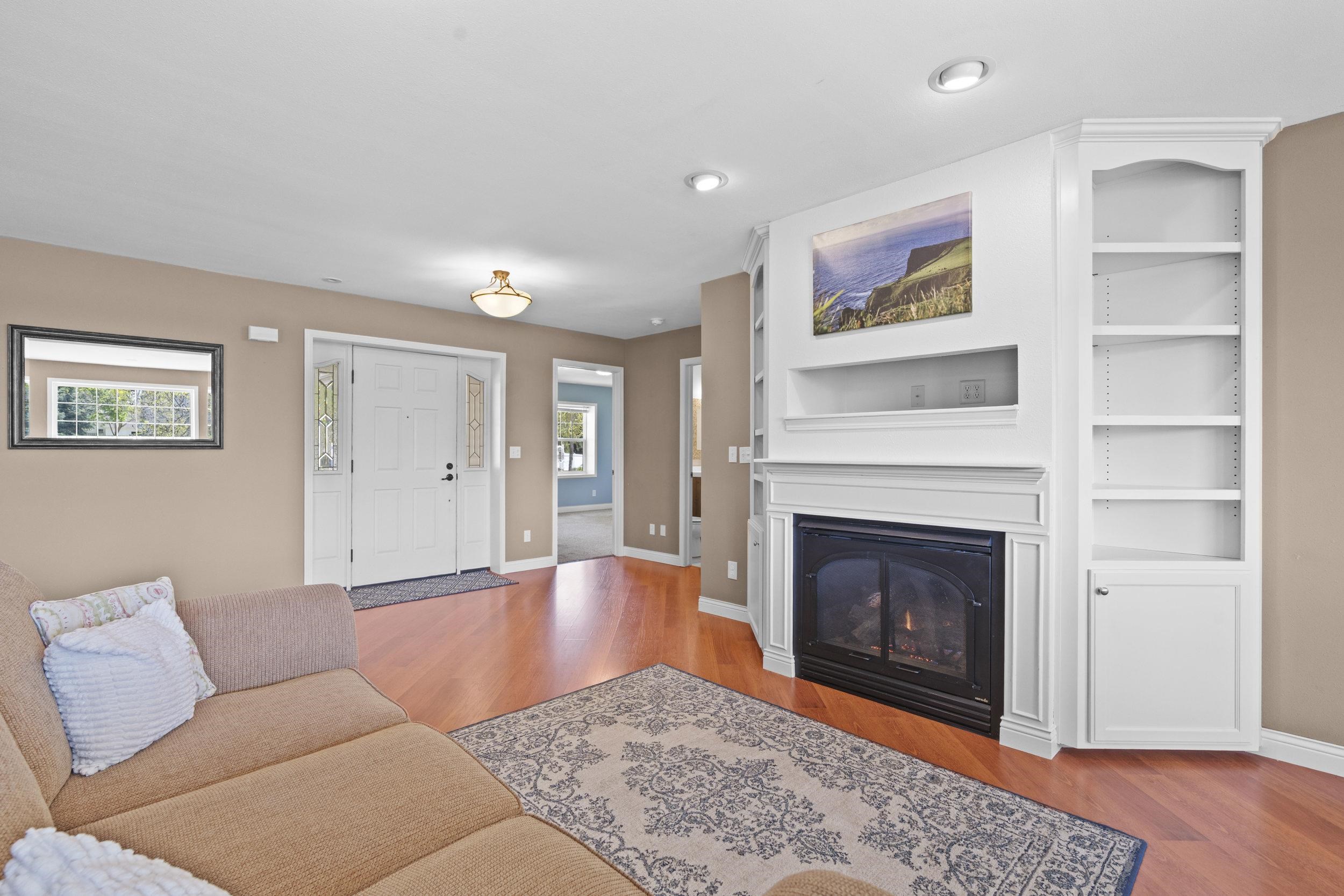 3219 East Fallcreek Lane Appleton, WI 54913 - Photo 7 of 87