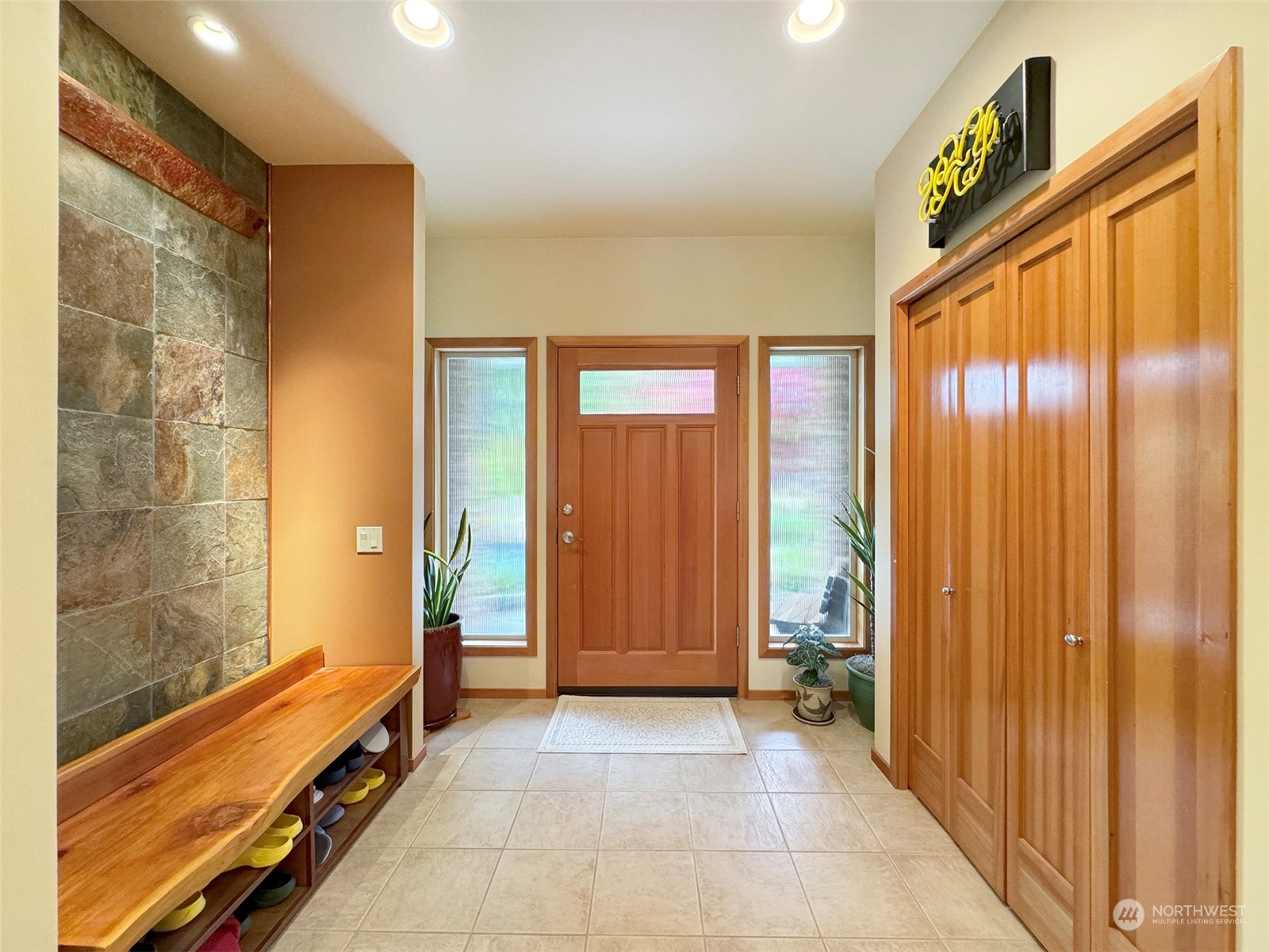 221 Hidden Valley Road Port Angeles, WA 98362 - Photo 9 of 40 Gallery Image 9