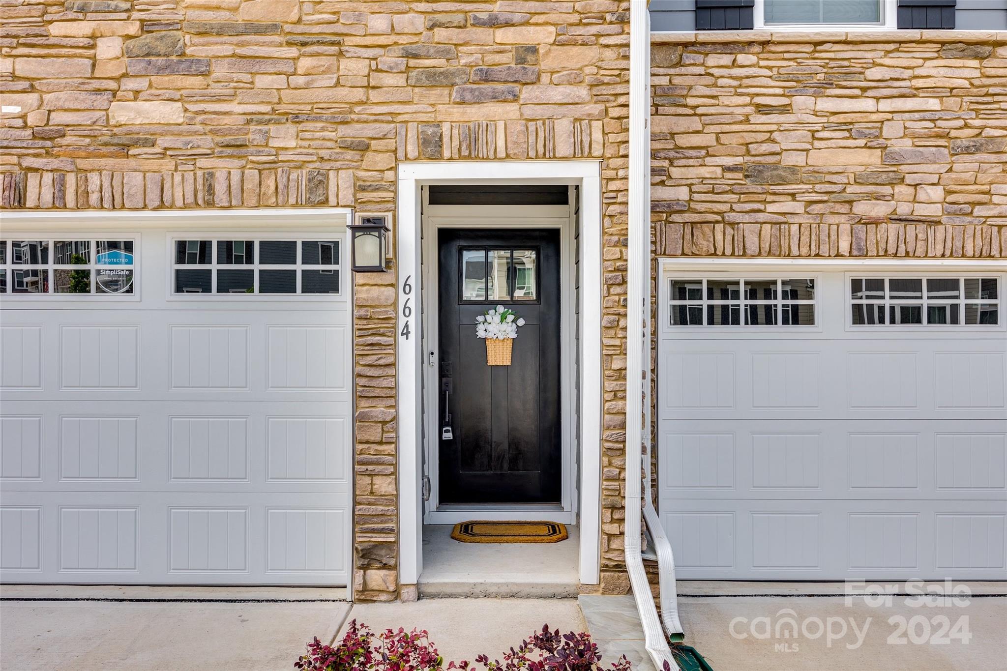 664 Crudent Road Tega Cay, SC 29708 - Photo 3 of 34