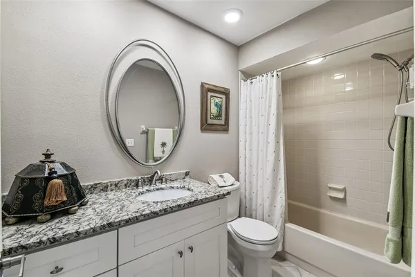 $299,000 | 3582 Indigo Pond Drive, Palm Harbor, FL 34685