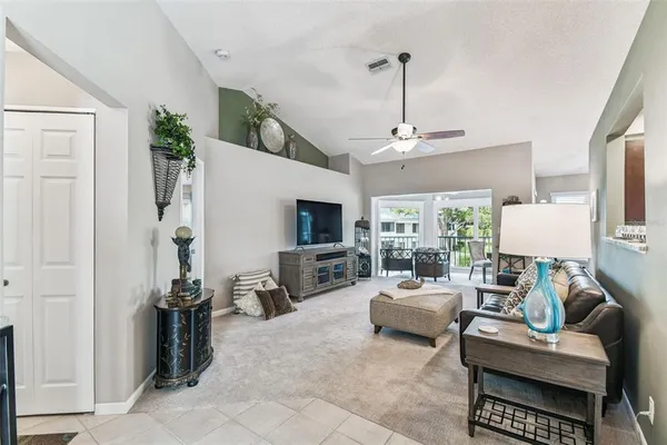 $299,000 | 3582 Indigo Pond Drive, Palm Harbor, FL 34685
