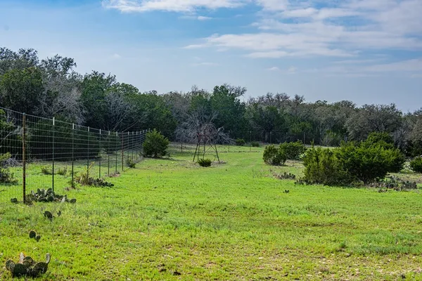 $2,499,999 | 331 Kc 2751, Junction, TX 76849