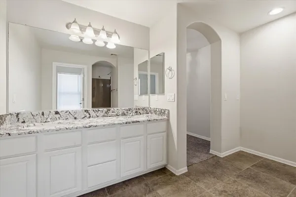 $3,650 | 1423 South Newberry Lane, Tempe, AZ 85281