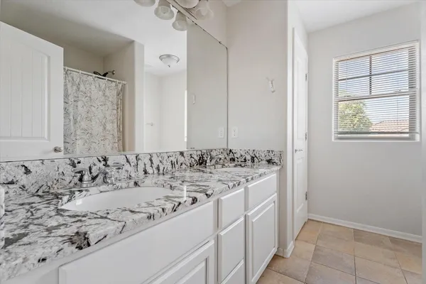 $3,650 | 1423 South Newberry Lane, Tempe, AZ 85281