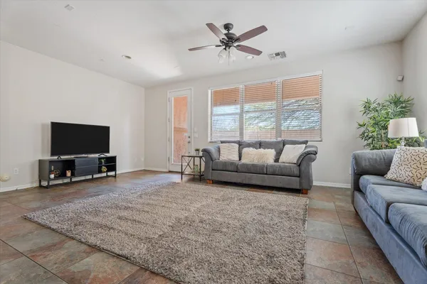 $3,650 | 1423 South Newberry Lane, Tempe, AZ 85281