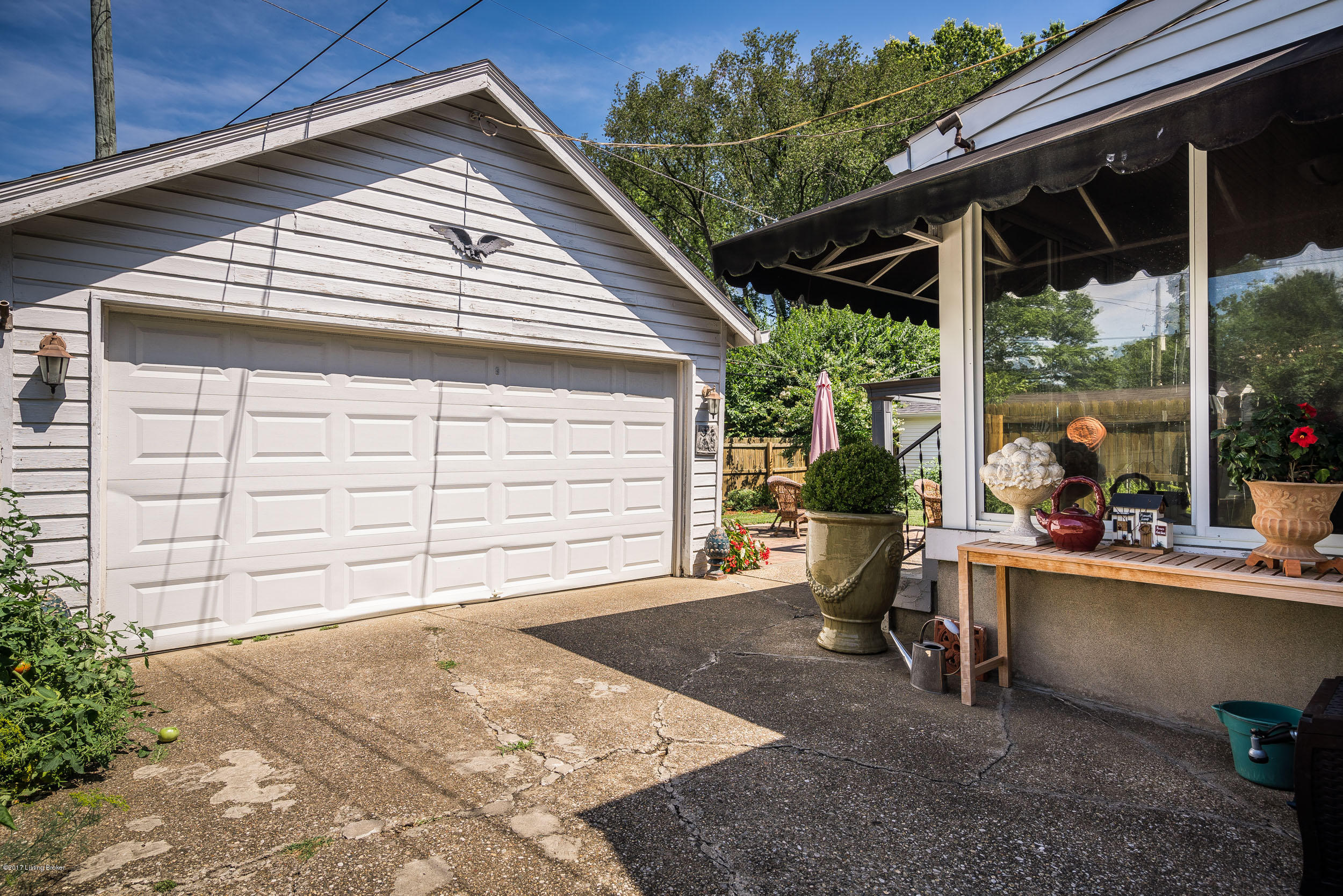 4105 Winchester Road Louisville, KY 40207 - Photo 12 of 41 4105 Winchester Rd-06