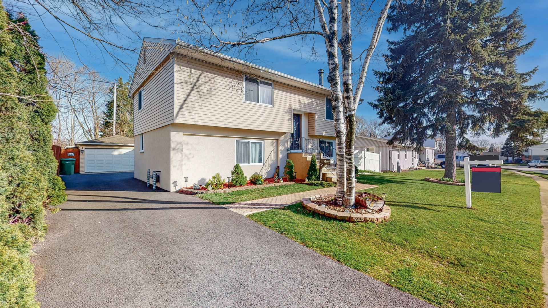 717 Geneva Avenue Romeoville, IL 60446 - Photo 2 of 25 Gallery Image 2