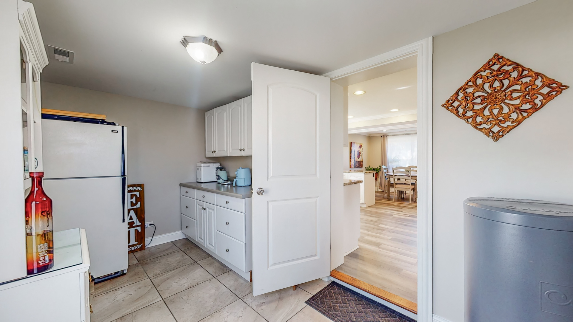 717 Geneva Avenue Romeoville, IL 60446 - Photo 8 of 25 Gallery Image 8