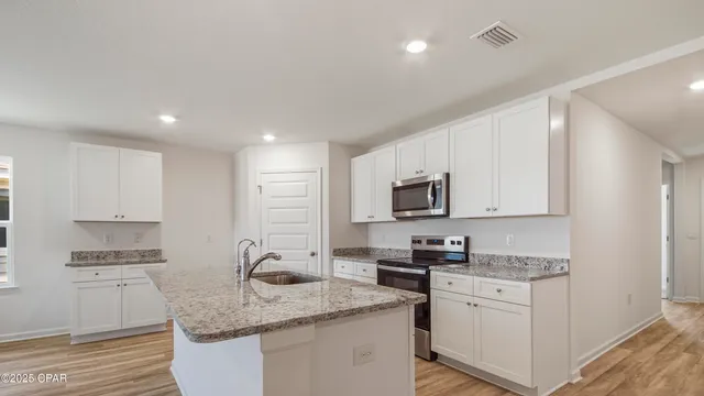 $319,900 | 4140 Gulliver Drive, Chipley, FL 32428