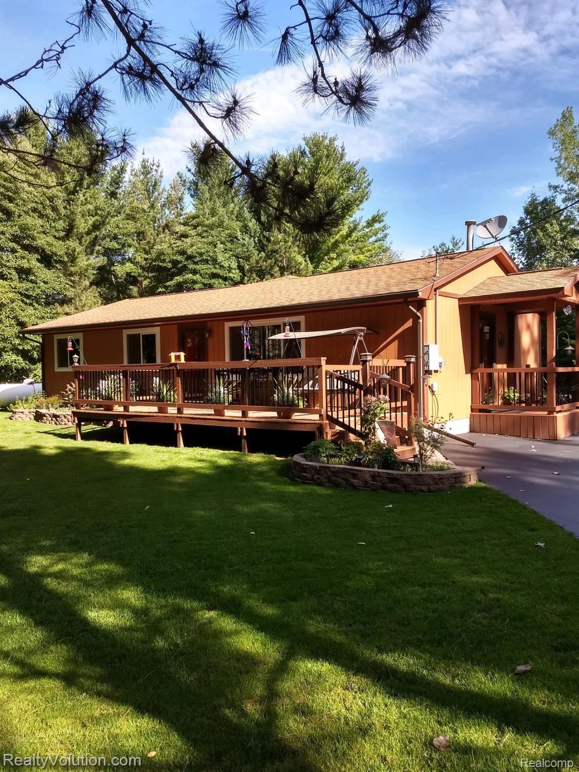 2488 Brown Road Millington, MI 48746 - Photo 2 of 46 9F5A1D45-AA40-470B-A40D-4EEA26CA97B6.jpeg