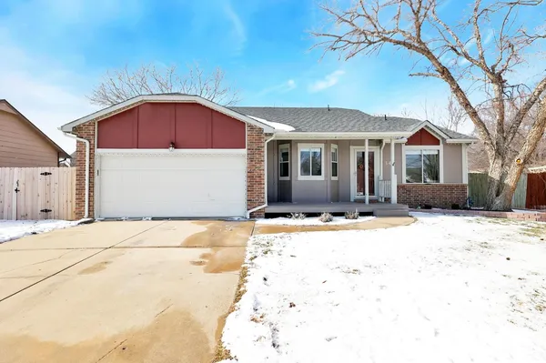 $285,000 | 341 Oakwood Court, Andover, KS 67002