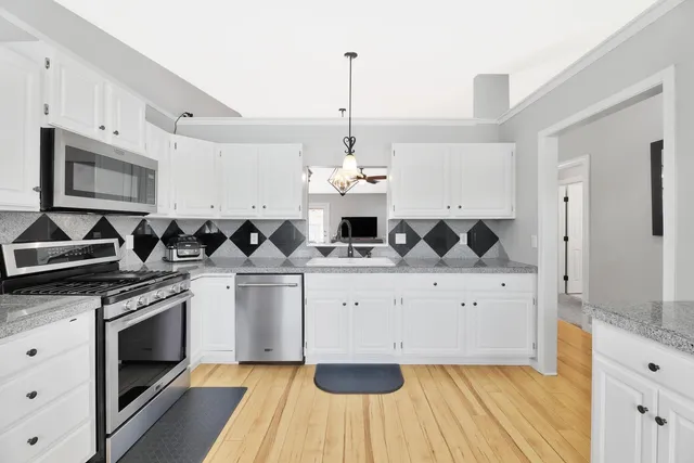 $285,000 | 341 Oakwood Court, Andover, KS 67002